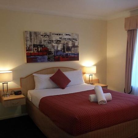 Cotswold Motor Inn Toowoomba Ngoại thất bức ảnh