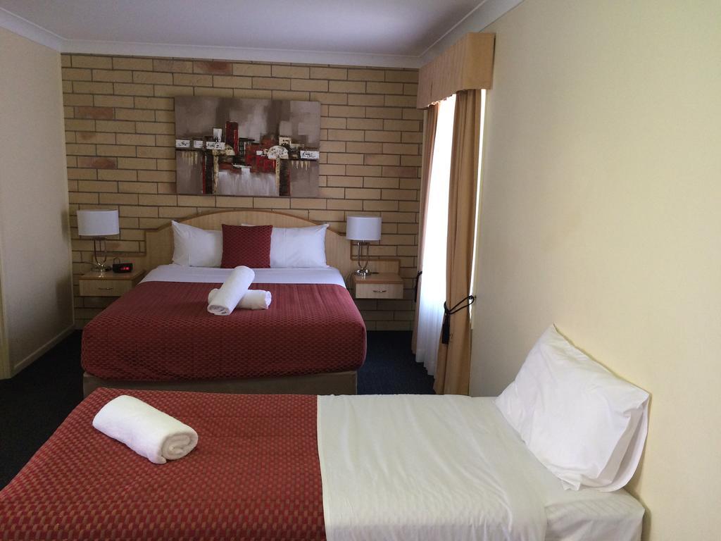 Cotswold Motor Inn Toowoomba Phòng bức ảnh