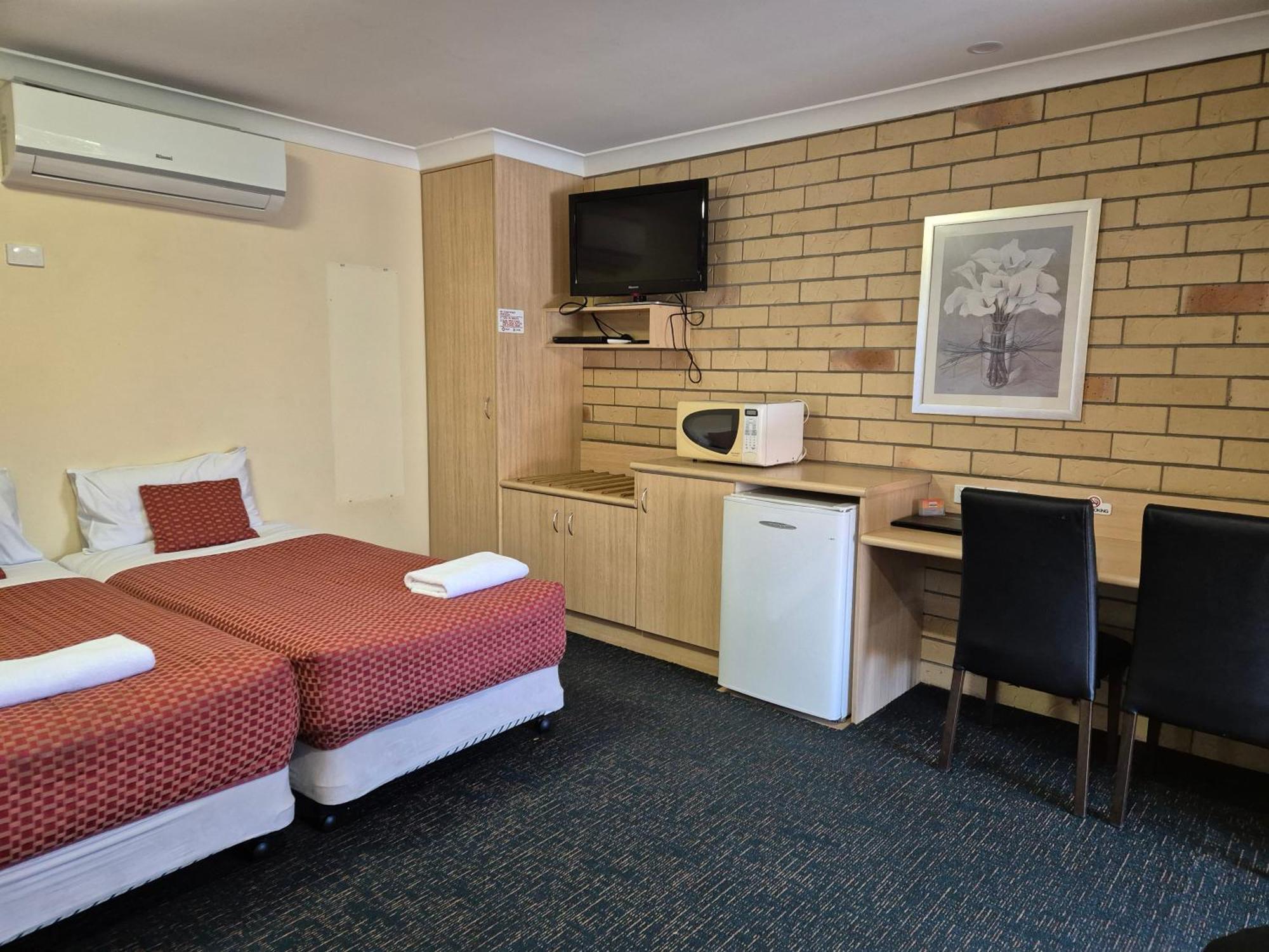 Cotswold Motor Inn Toowoomba Ngoại thất bức ảnh