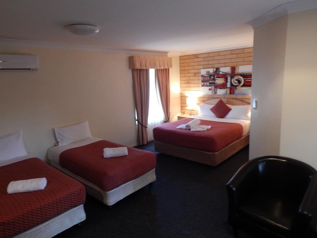Cotswold Motor Inn Toowoomba Ngoại thất bức ảnh