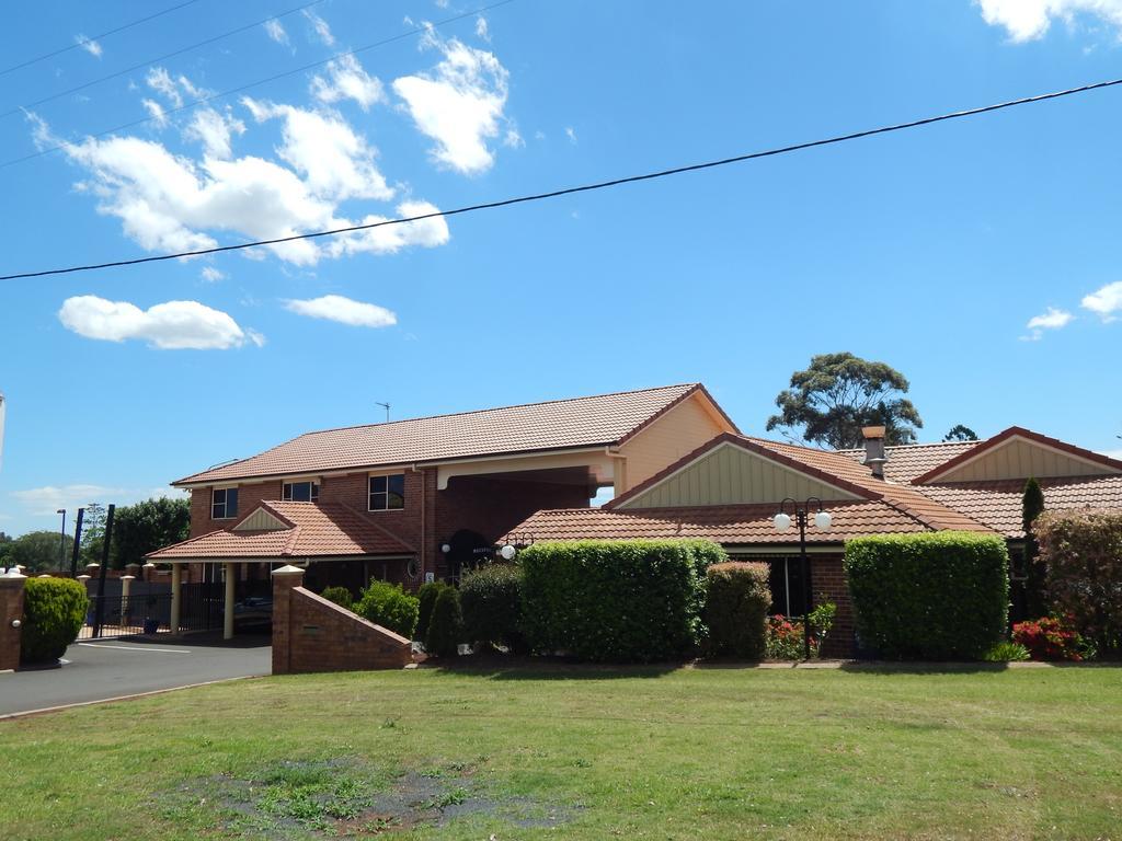 Cotswold Motor Inn Toowoomba Ngoại thất bức ảnh