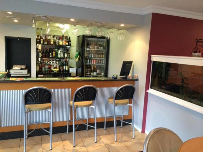 Cotswold Motor Inn Toowoomba Ngoại thất bức ảnh