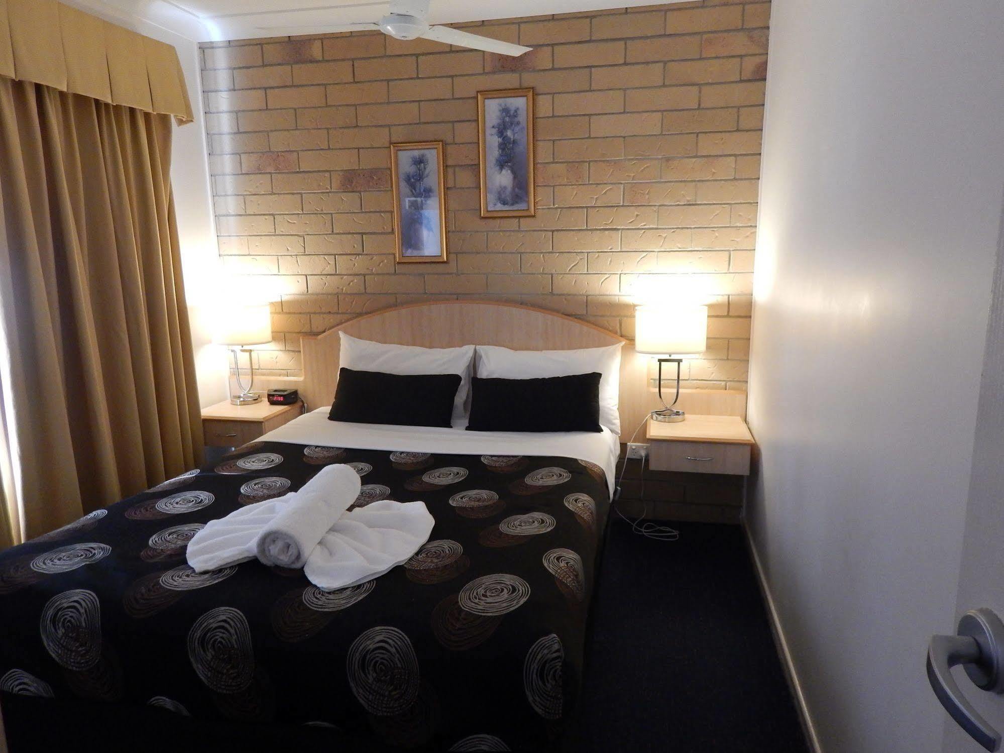 Cotswold Motor Inn Toowoomba Ngoại thất bức ảnh
