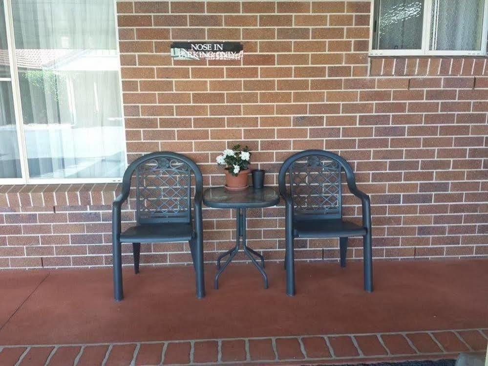 Cotswold Motor Inn Toowoomba Ngoại thất bức ảnh